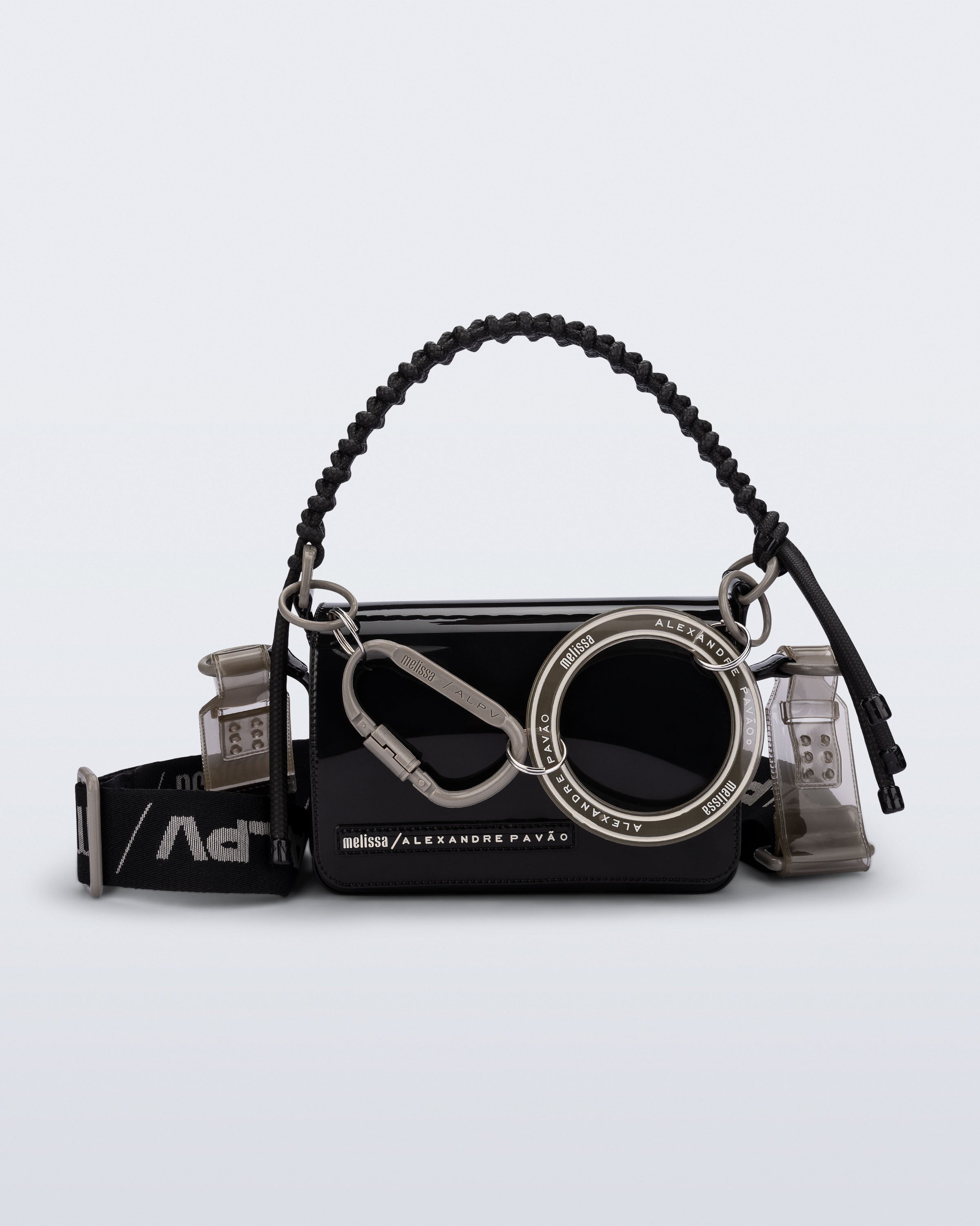 MELISSA OLGA BAG + ALEXANDRE PAVAO