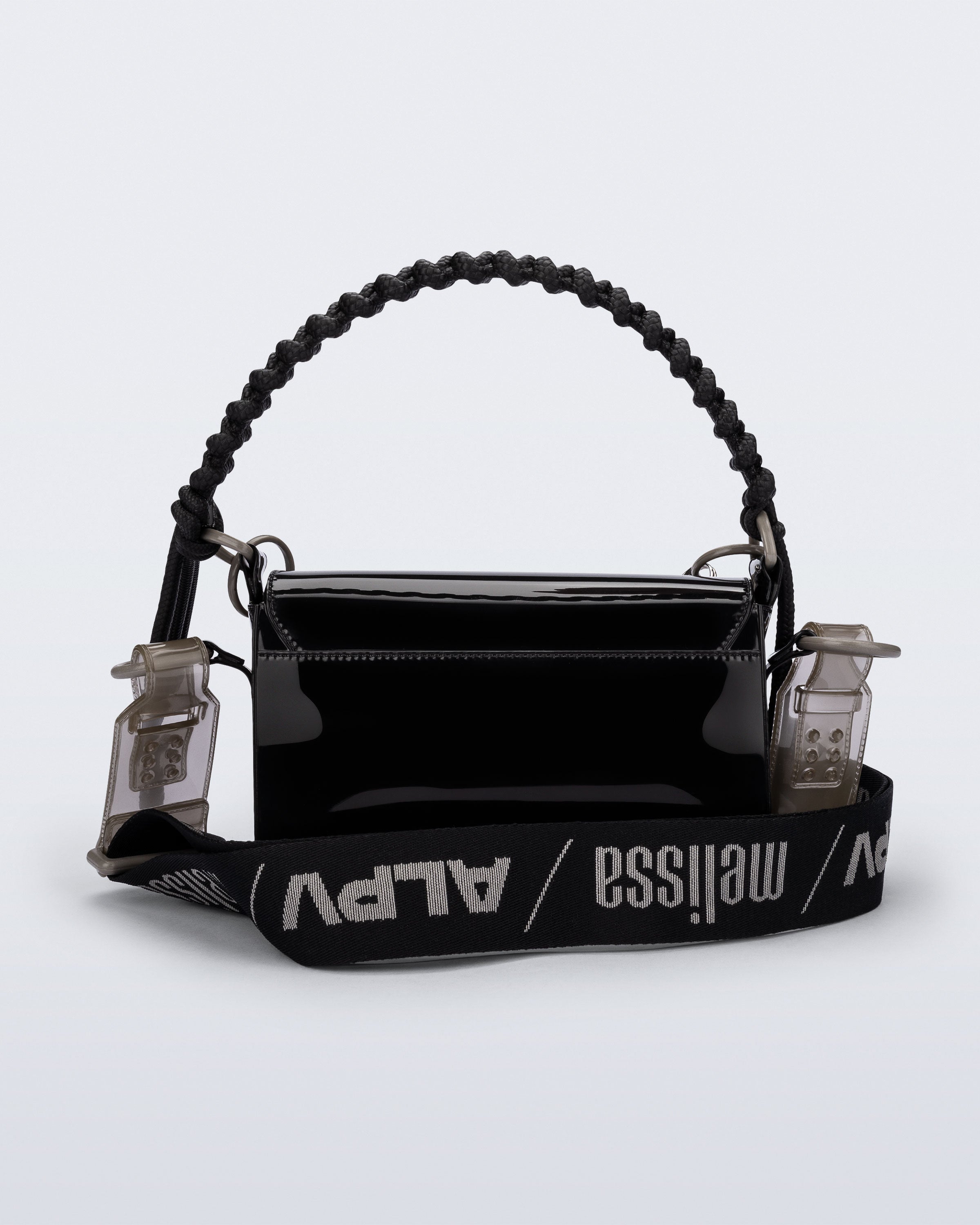 MELISSA OLGA BAG + ALEXANDRE PAVAO