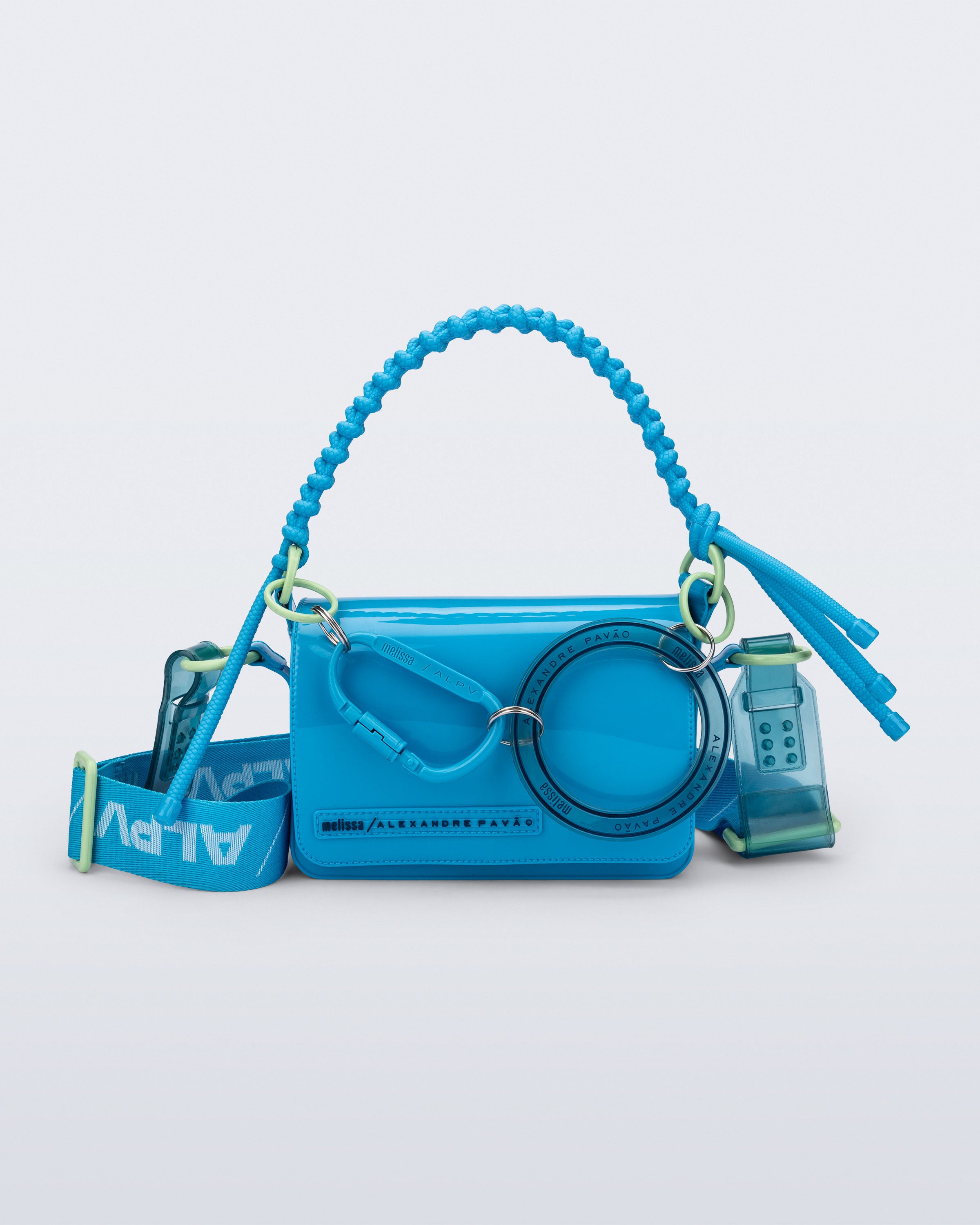 MELISSA OLGA BAG + ALEXANDRE PAVAO
