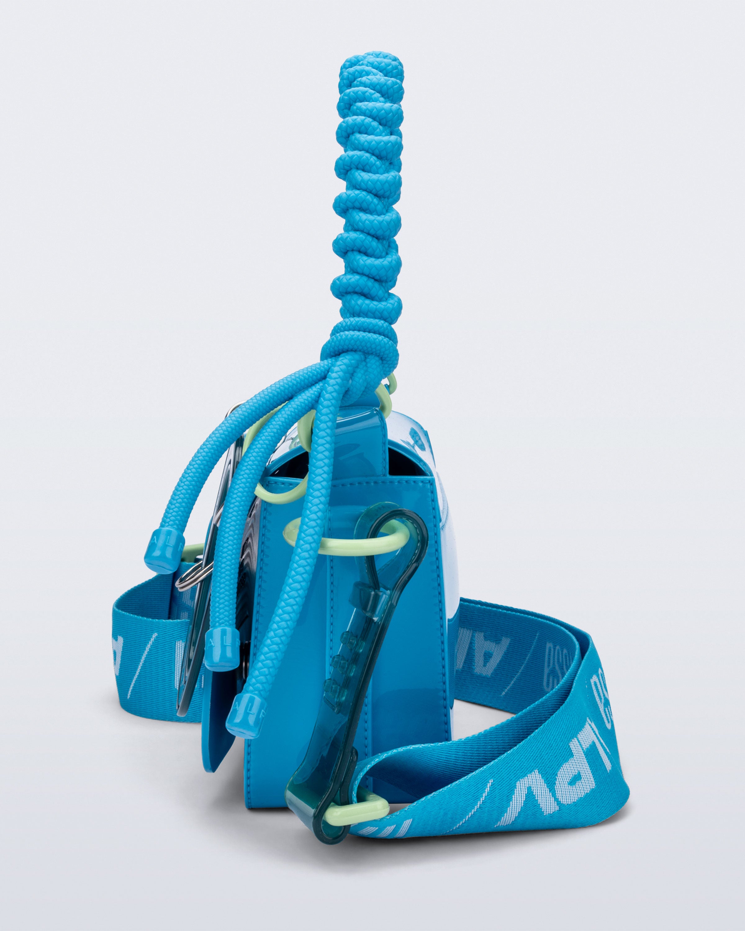 MELISSA OLGA BAG + ALEXANDRE PAVAO
