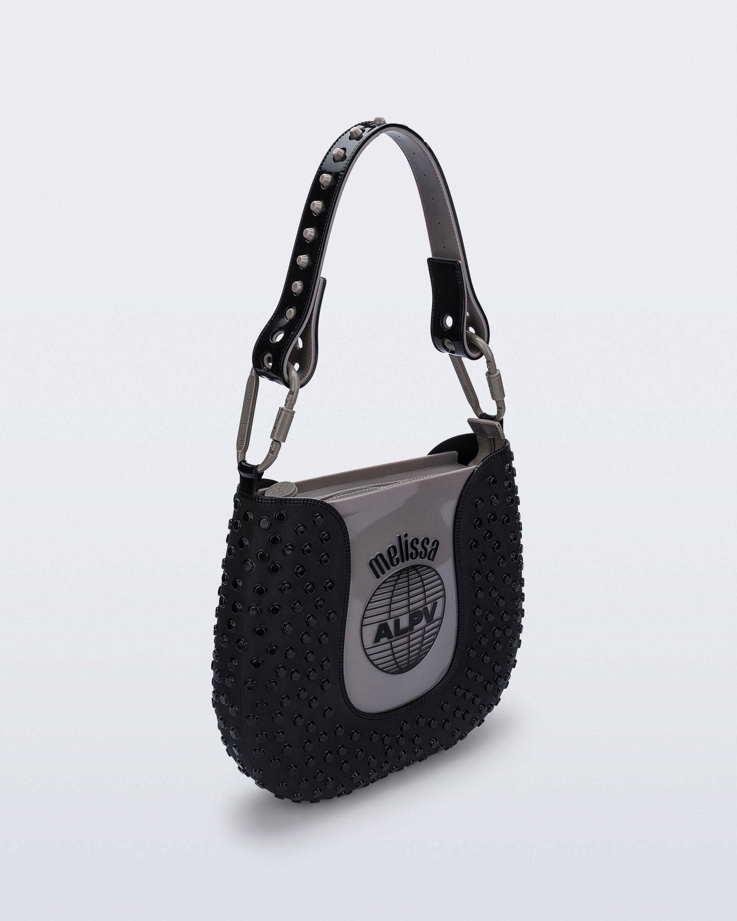 MELISSA NINA BAG + ALEXANDRE PAVAO