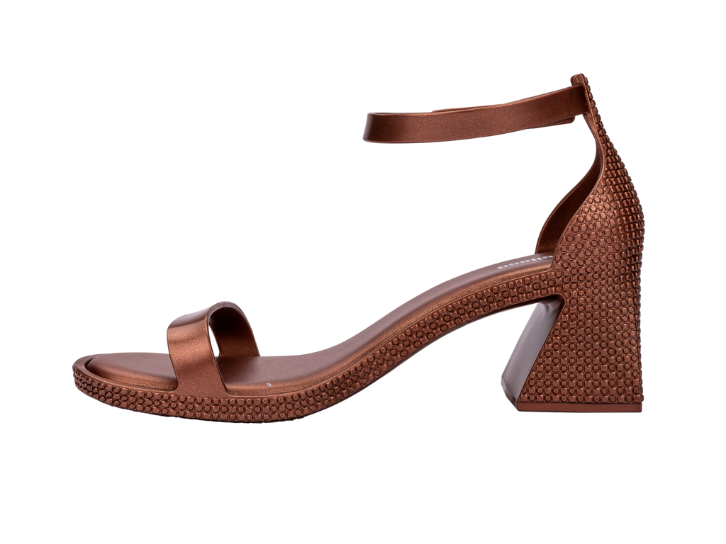 Melissa Lux Heel