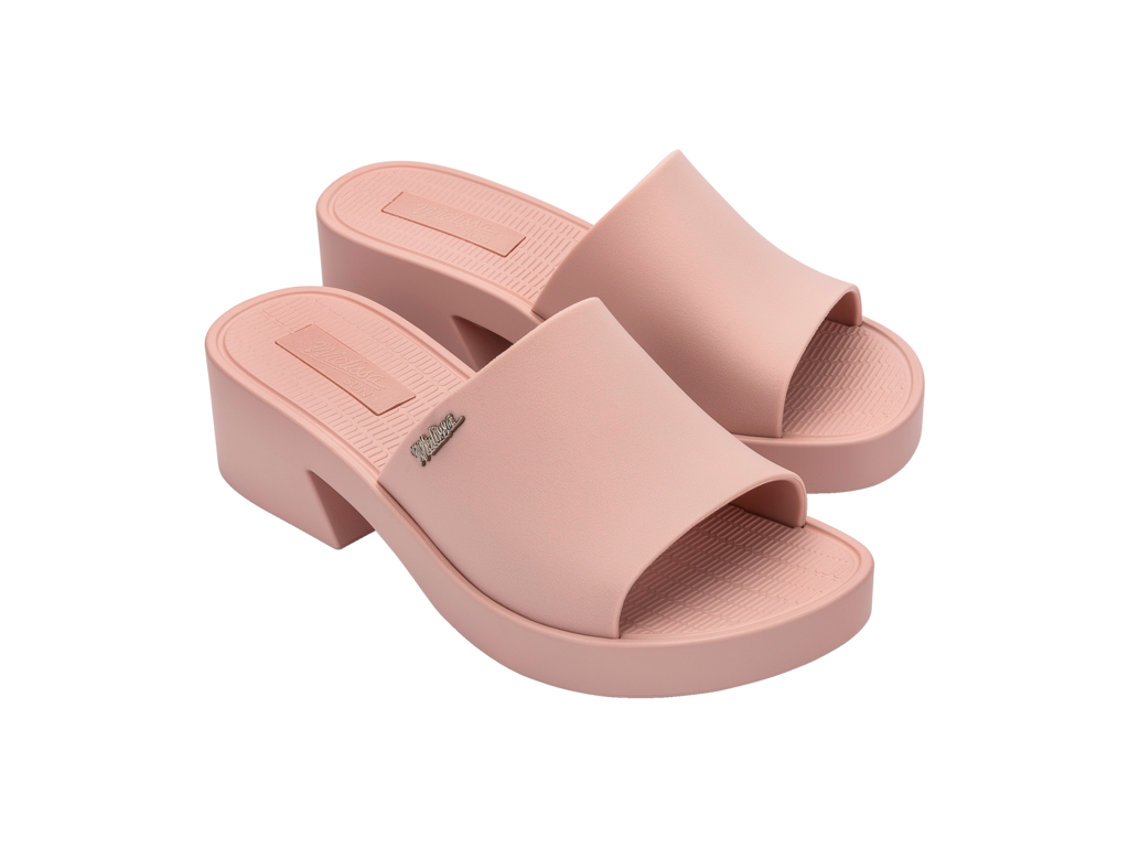 Melissa Sun Manhattan