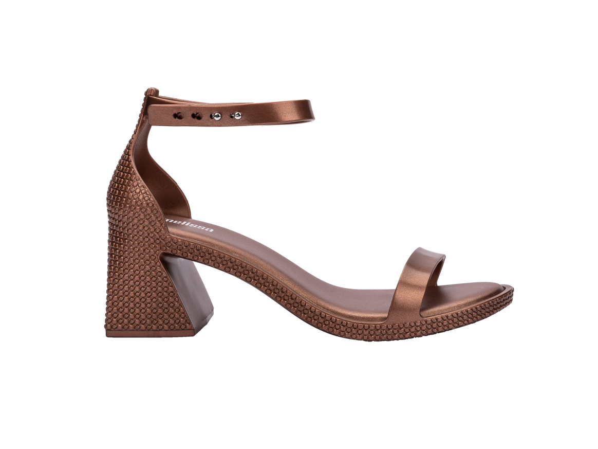 Melissa Lux Heel