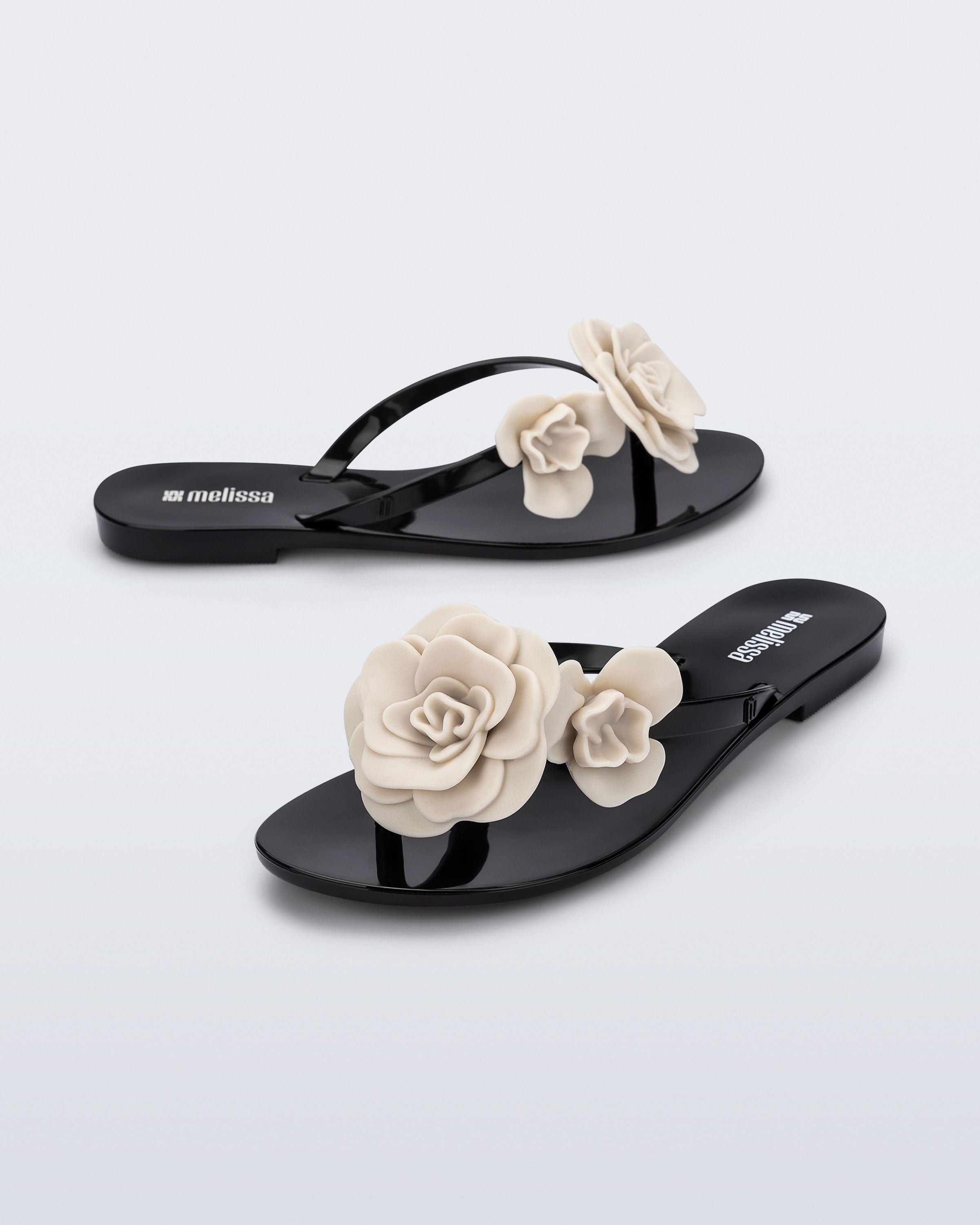 Melissa Harmonic Petals Flip Flop Black Beige