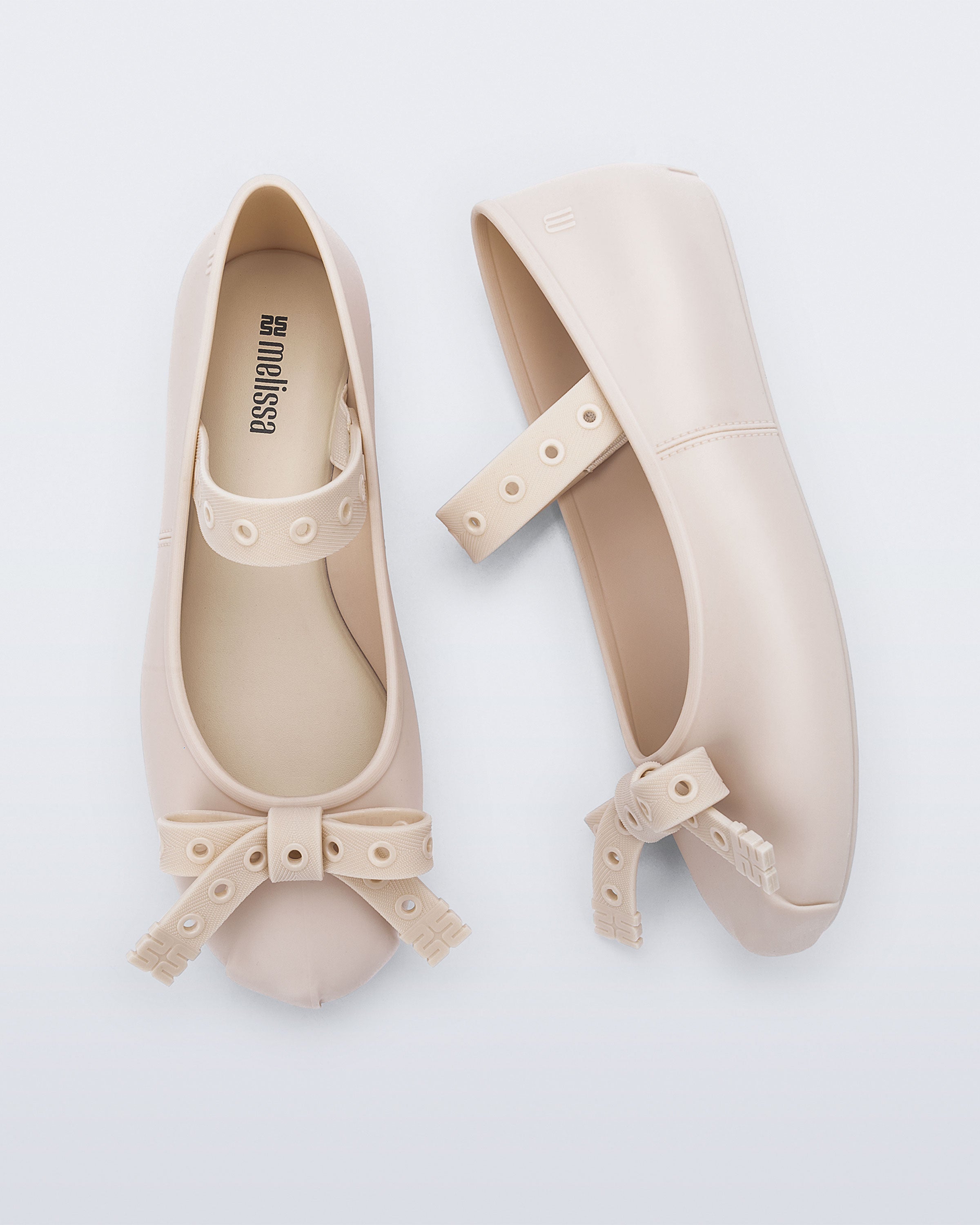 Melissa Sophie Crush Beige