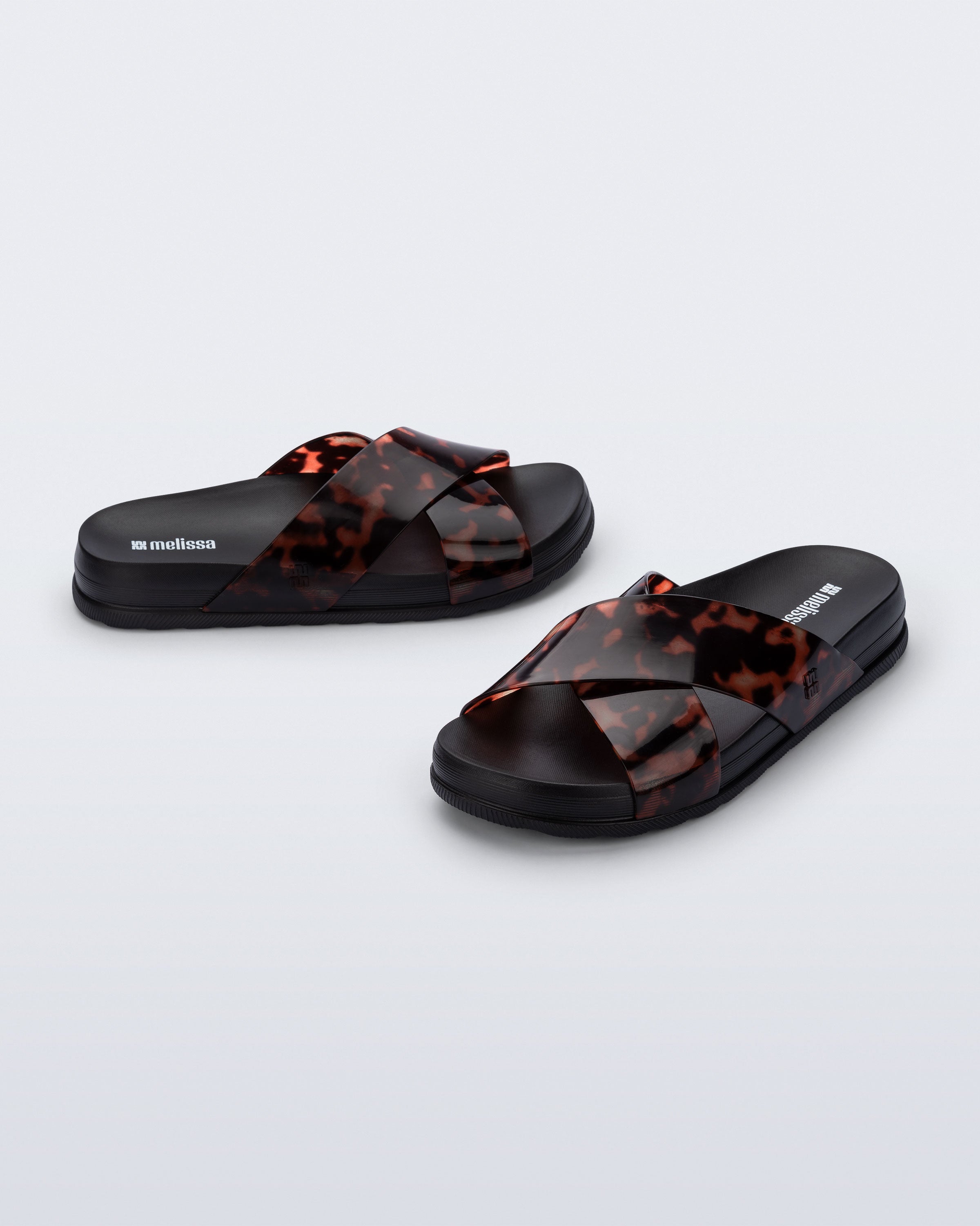 MELISSA COZY SLIDE II BLACK TORTOISE