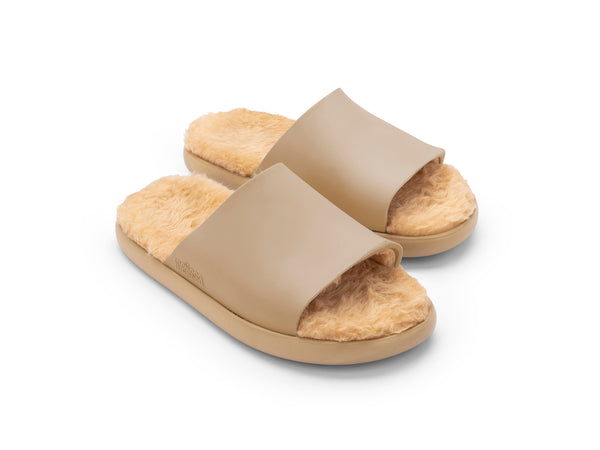 Melissa Shoes Melissa Fluffy Slide in Beige
