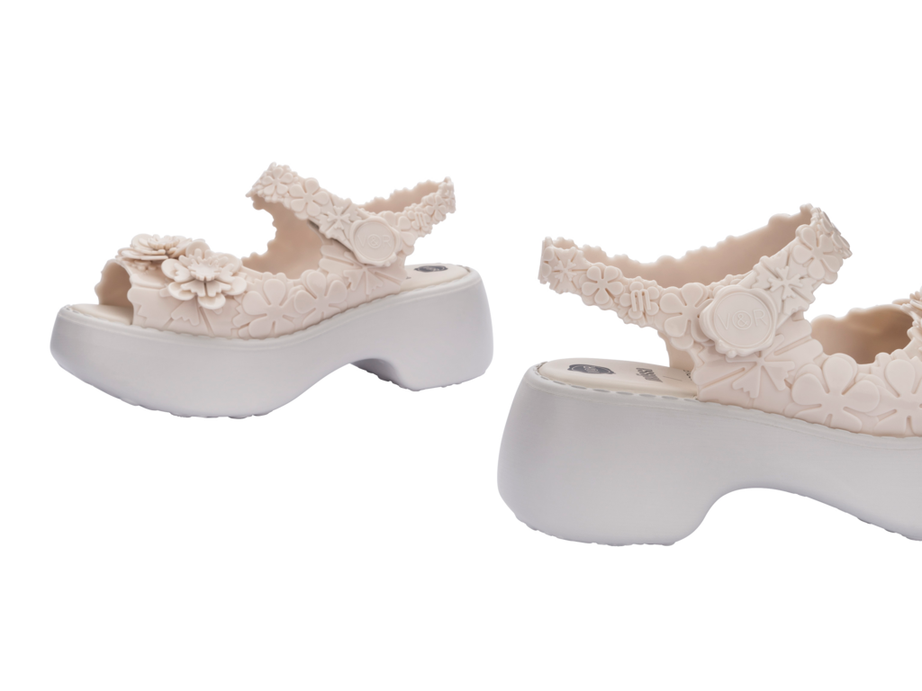 Melissa Blossom + VIKTOR & ROLF - Beige