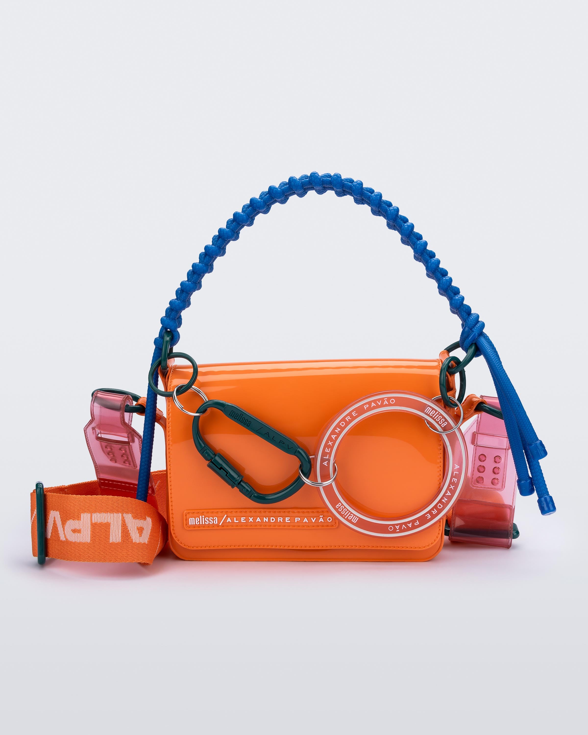MELISSA OLGA BAG + ALEXANDRE PAVAO