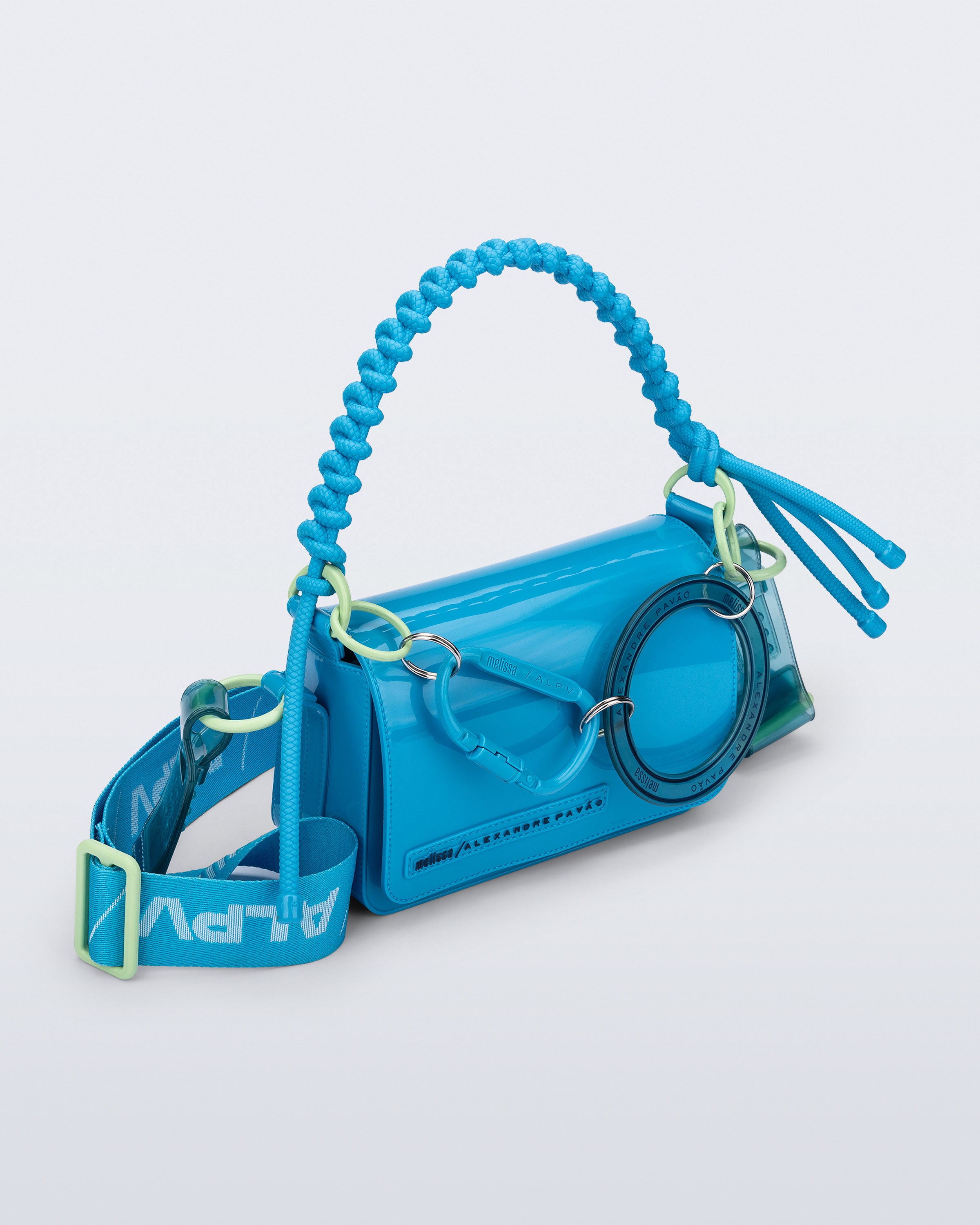 MELISSA OLGA BAG + ALEXANDRE PAVAO