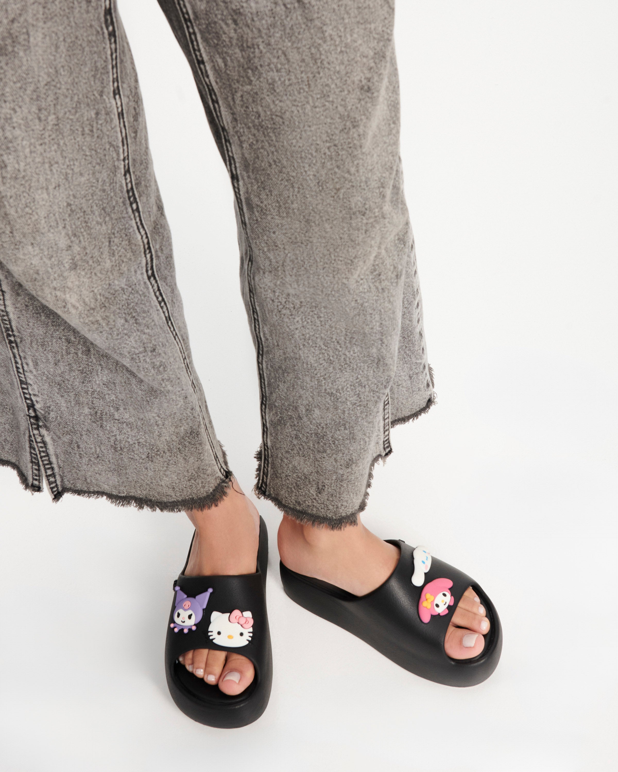 MELISSA FREE PLATFORM SLIDE + HELLO KITTY