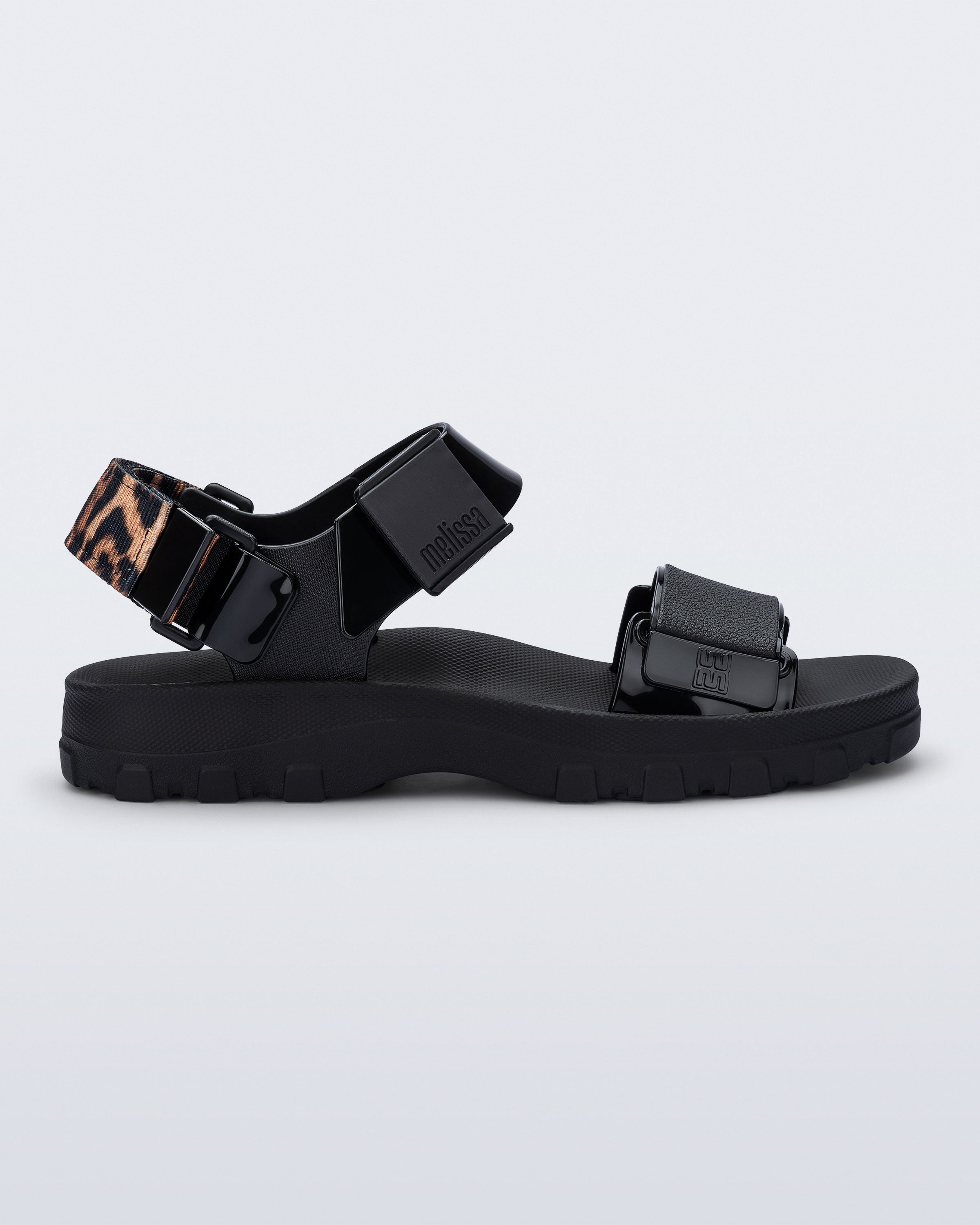MELISSA KICK OFF SANDAL LOW