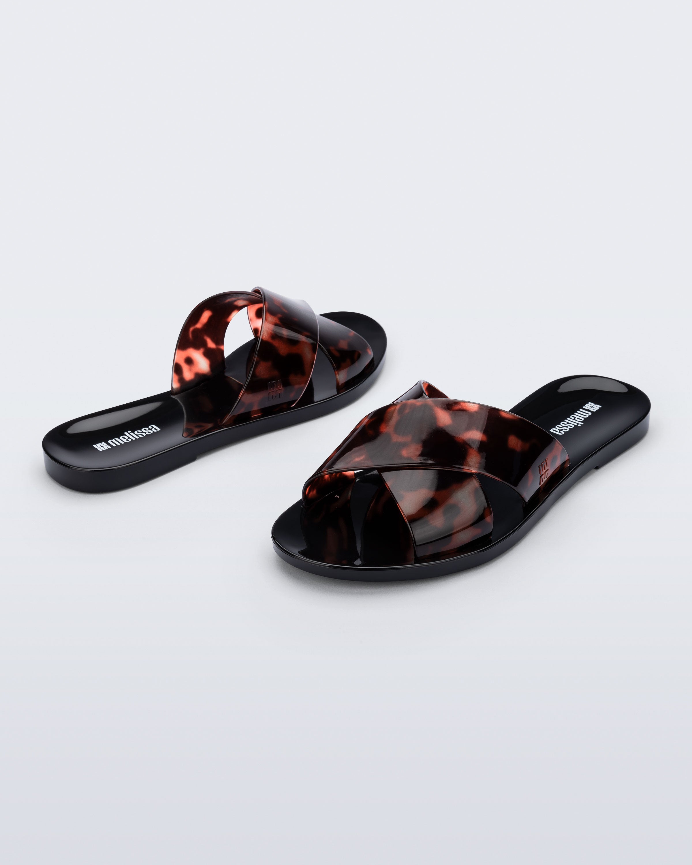 MELISSA ESSENTIAL CROSS SLIDE