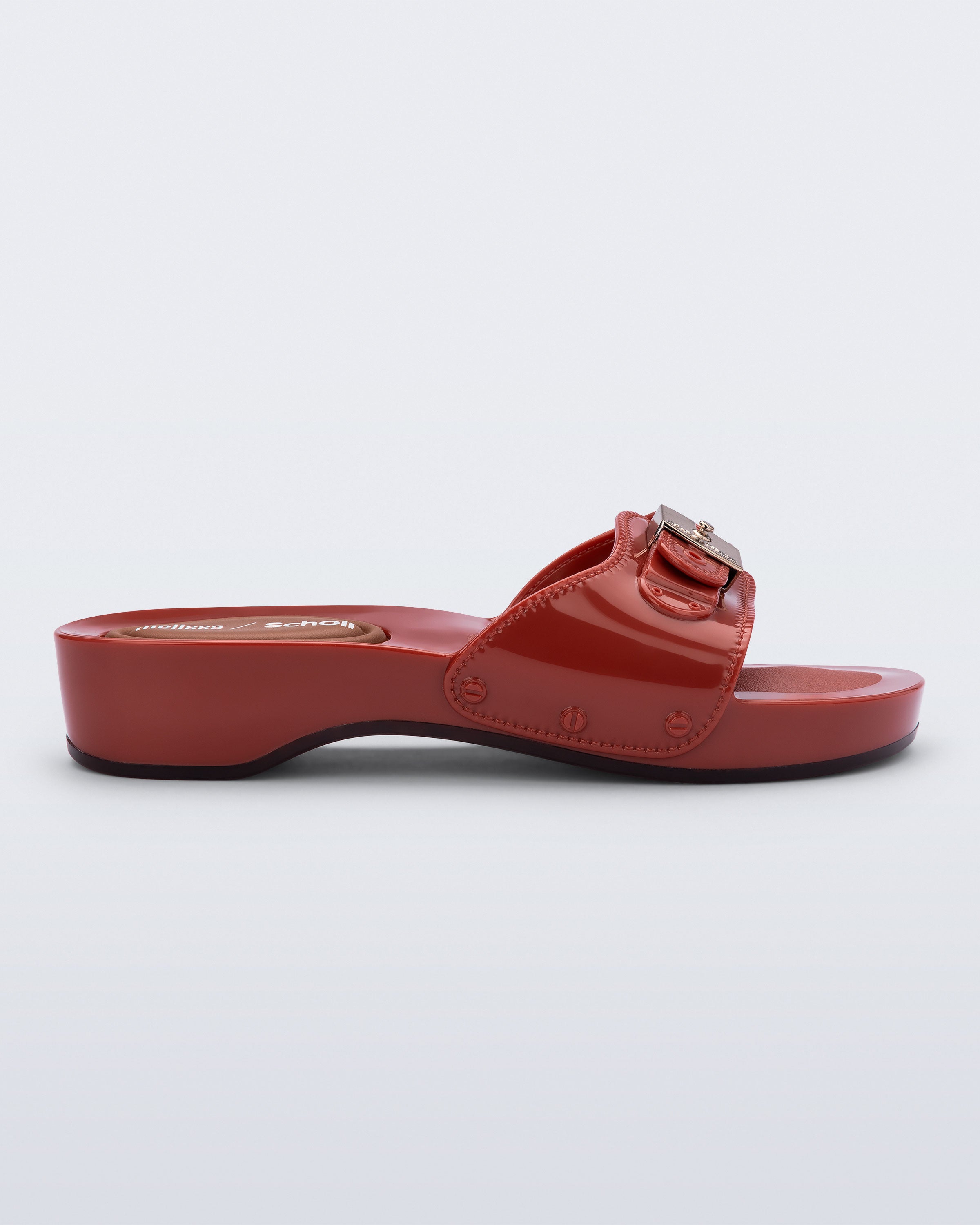 MELISSA PESCURA HEEL + SCHOLL RED