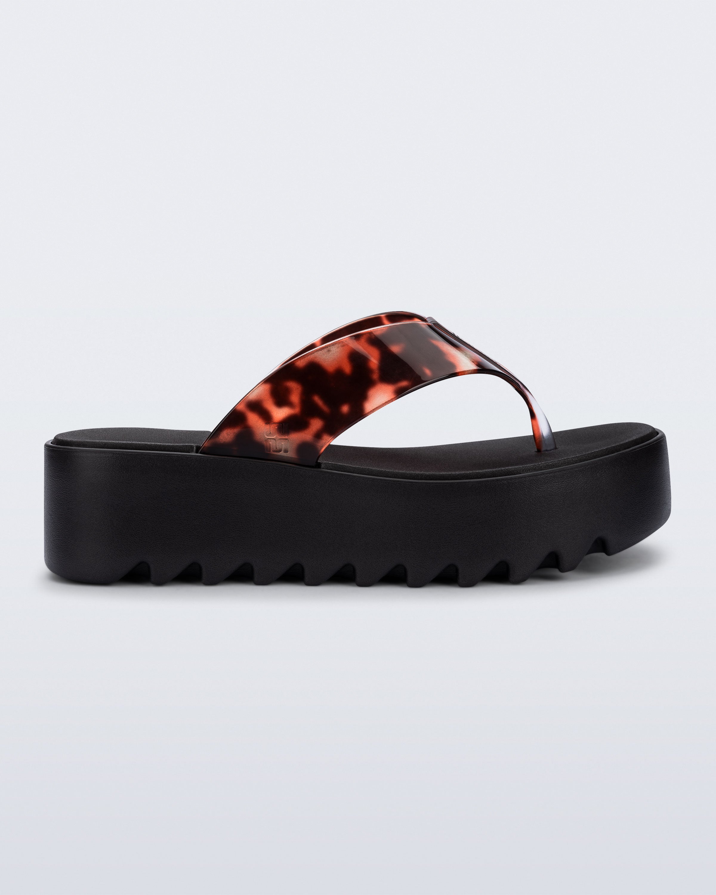 MELISSA THONG PLATFORM