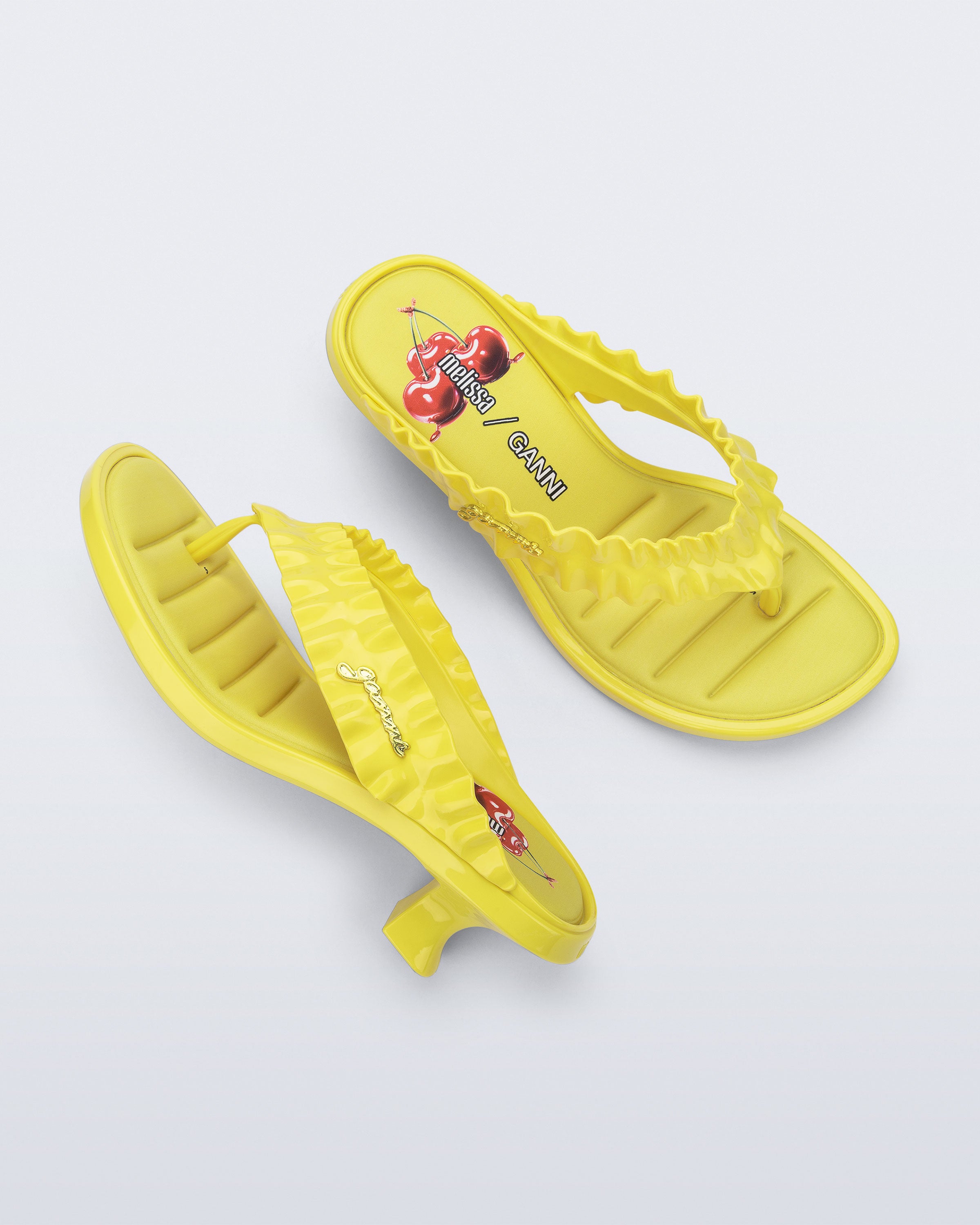 MELISSA THONG KITTEN HEEL + GANNI