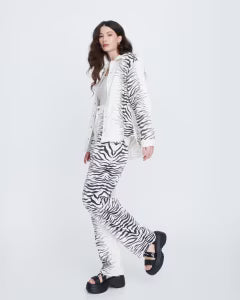 MELISSA STAND PLATFORM