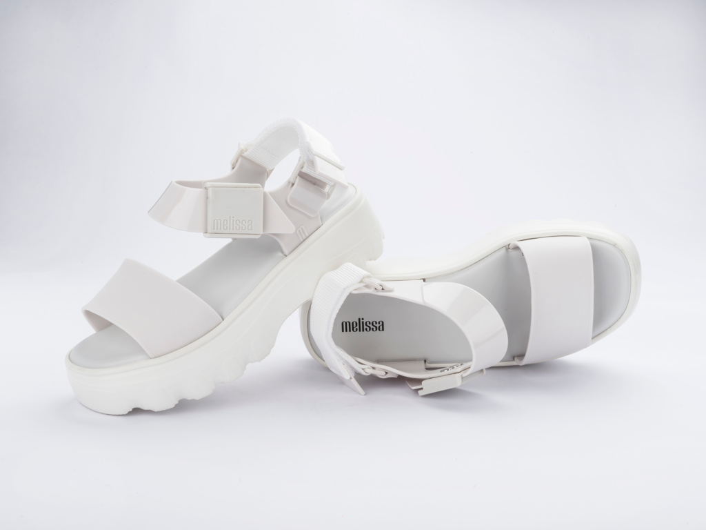 Melissa Kick Off Sandals - White