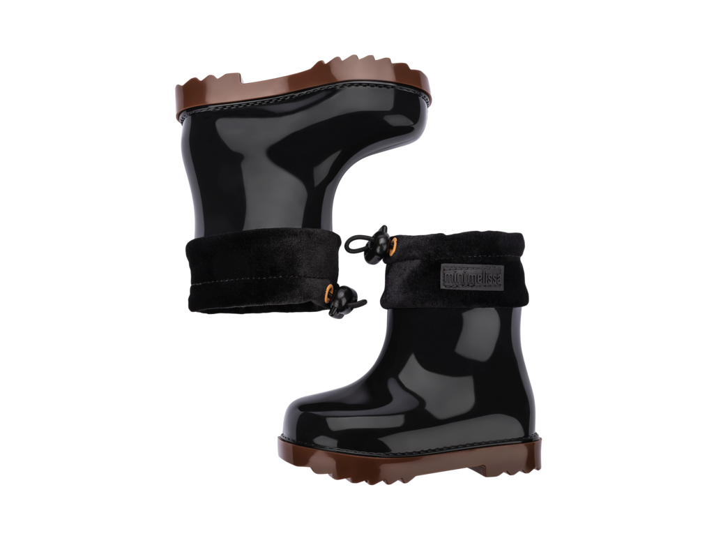 Mini melissa 2025 black boots